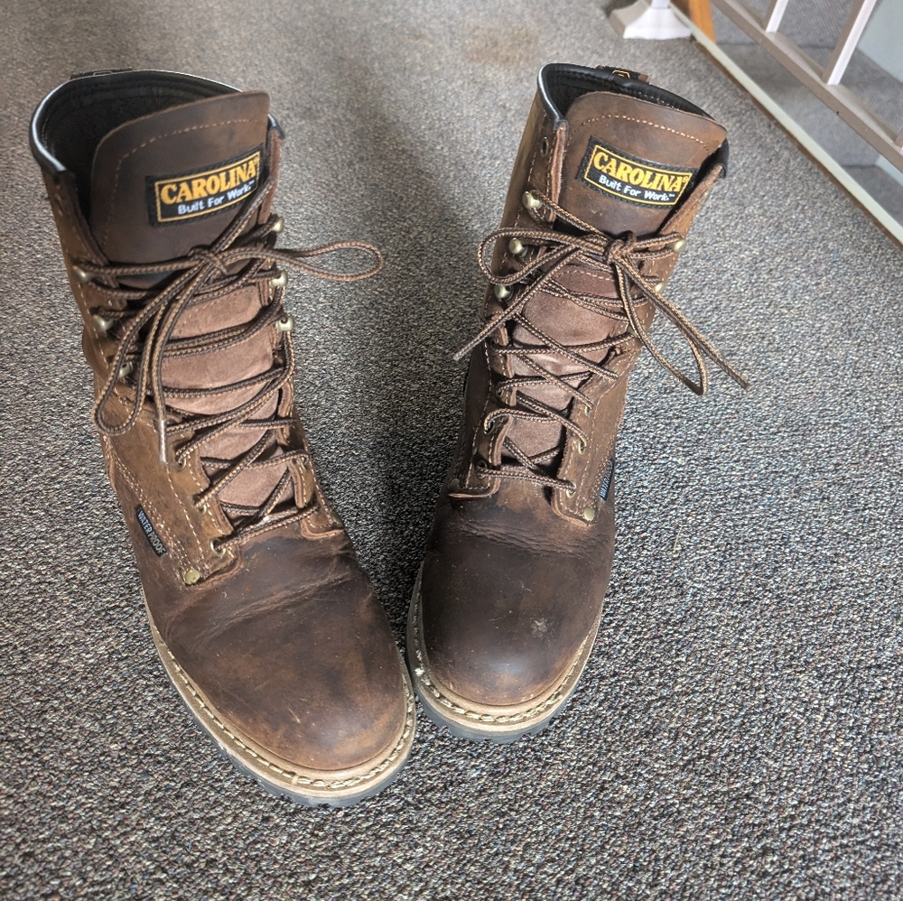 Steel toe work boots- Carolina